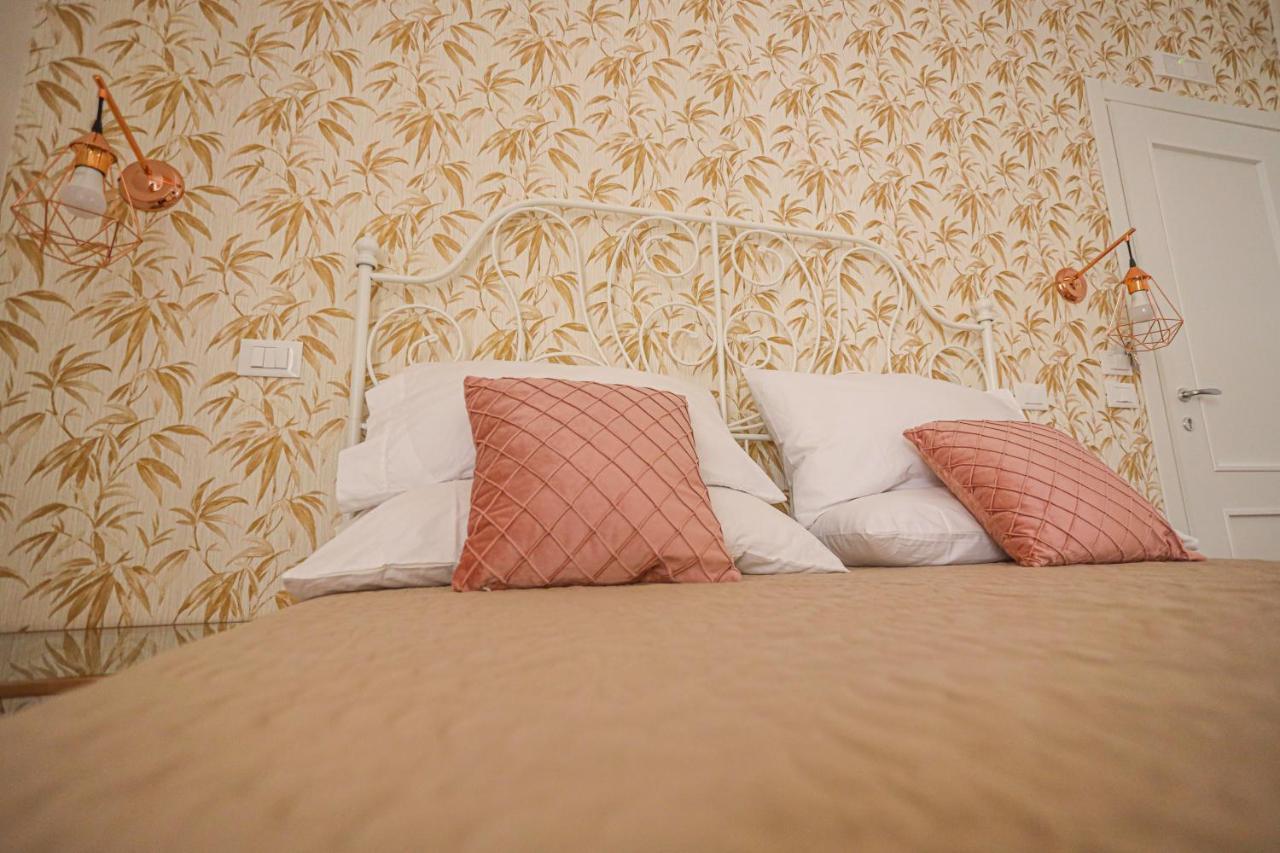 B&B La Fenice Suite Σαλέρνο Εξωτερικό φωτογραφία