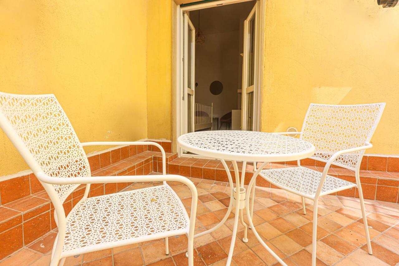 B&B La Fenice Suite Σαλέρνο Εξωτερικό φωτογραφία