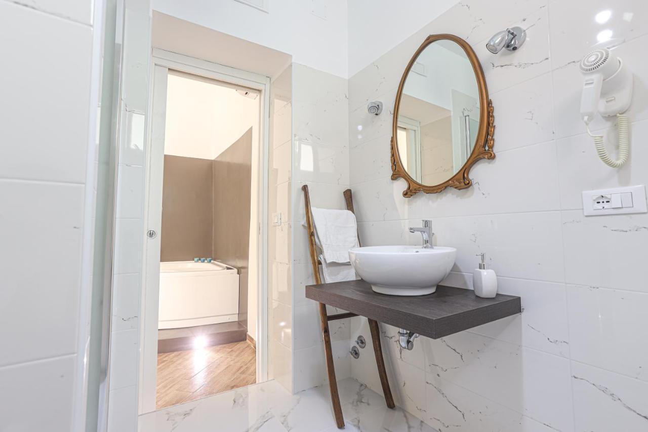 B&B La Fenice Suite Σαλέρνο Εξωτερικό φωτογραφία